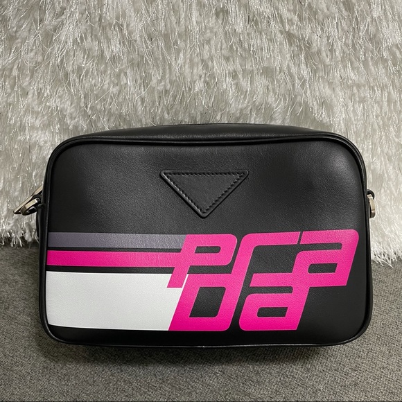 New Authentic Prada Logo Camera Bag Crossbody - Picture 4 of 14